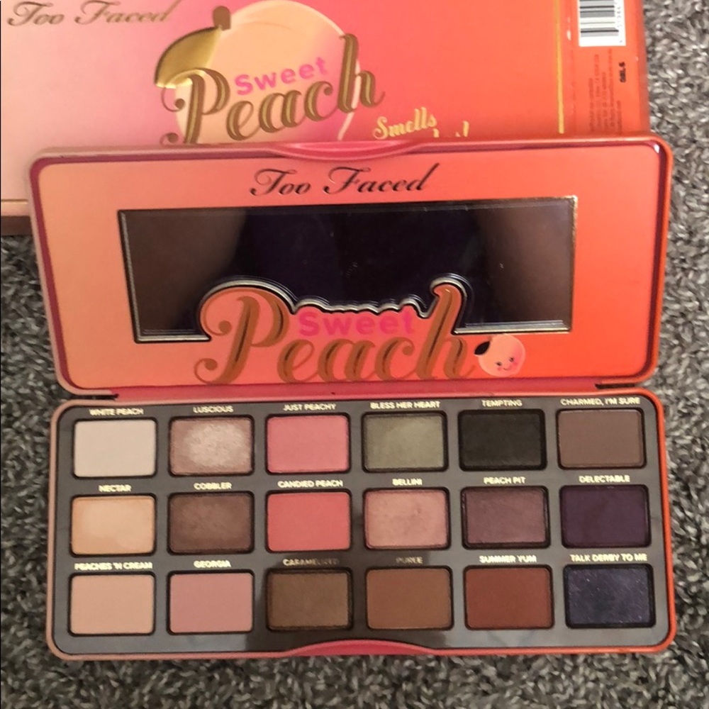 Brand New Too Faced Sweet Peach Palette